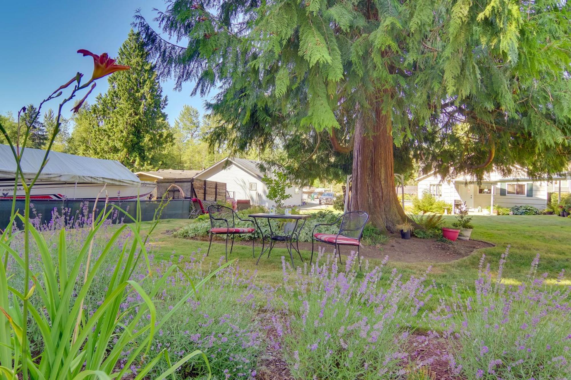 Charming Updated Retreat Walk To Lake Stevens! Dış mekan fotoğraf